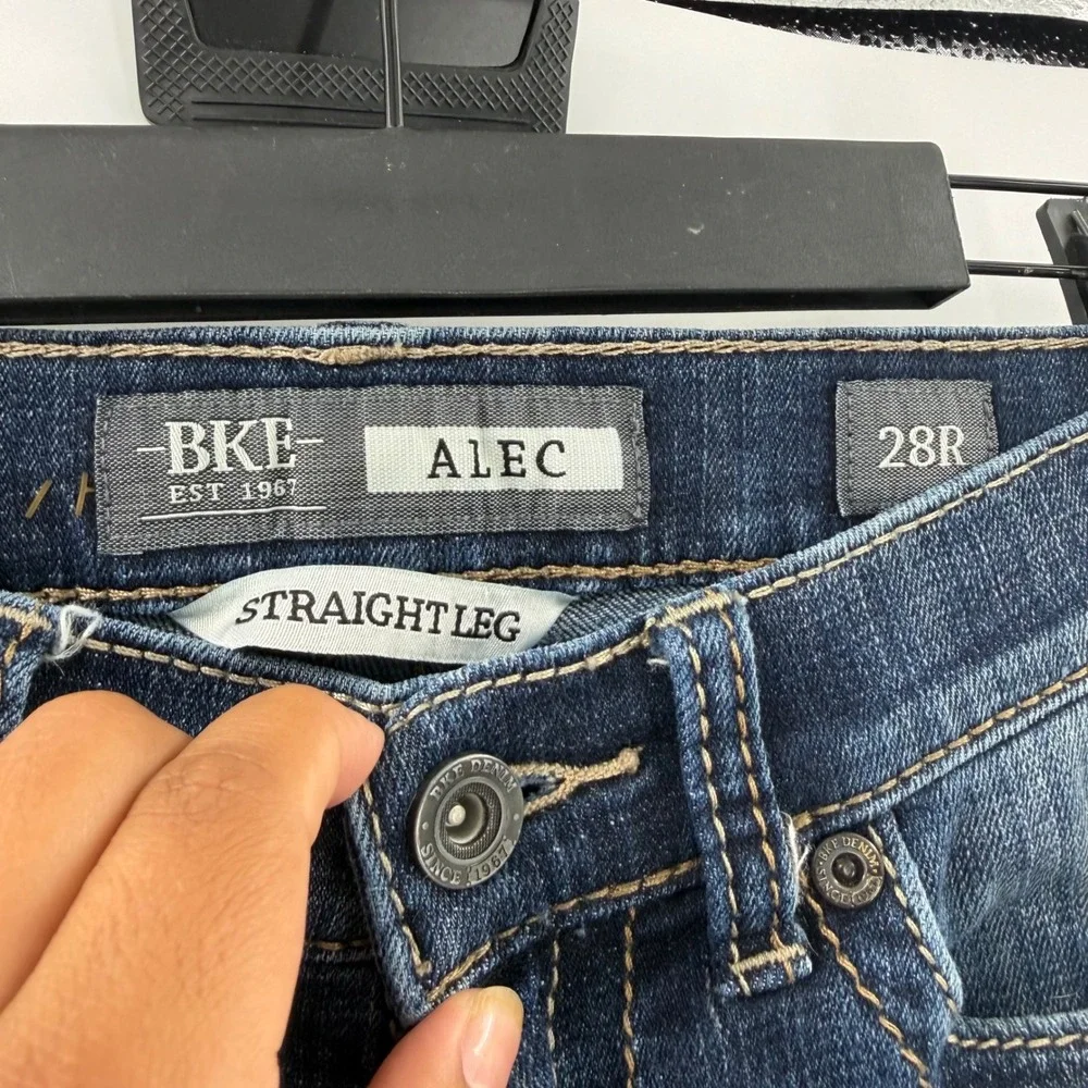 BKE Alec Straight Leg Jeans Mens 28R Dark Wash Denim Contrast Stitch Stretch